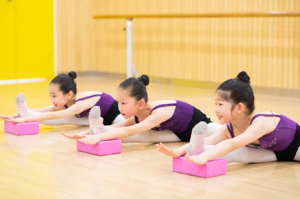 孩子练习舞蹈的安全问题，家长们要注意哪些呢？