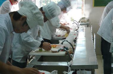 中国厨师证具体有哪些等级？如何参加考试？