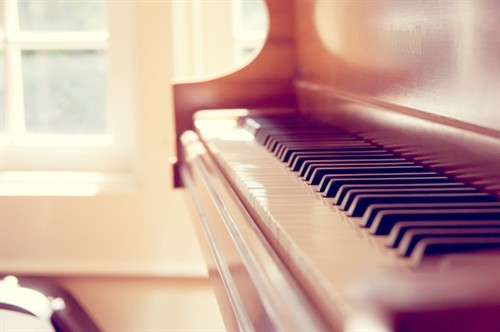 如何做到科学、高效地背谱？这应该是大多数钢琴初学者最关心的问题了。