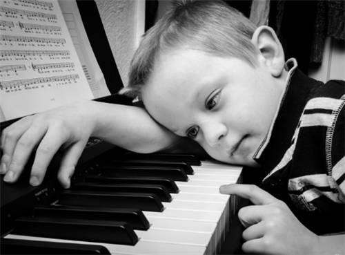 选对了学琴方法，孩子的钢琴不进步都难。